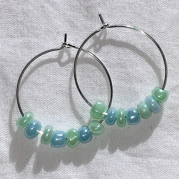 Beaded Hoop Earrings
25mm stainless steel - Picture 11 of 16